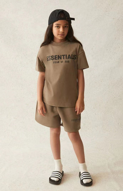 Essentials SS21 Kids Logo-T